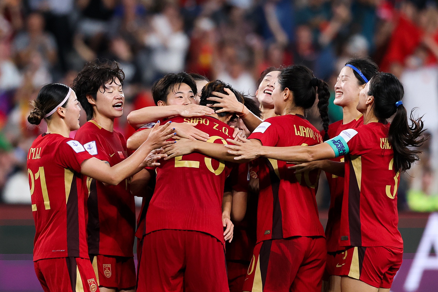 易游体育网页版-FIFA女足排名：中国女足上升1位世界第16，日本亚洲杯夺冠升至第5